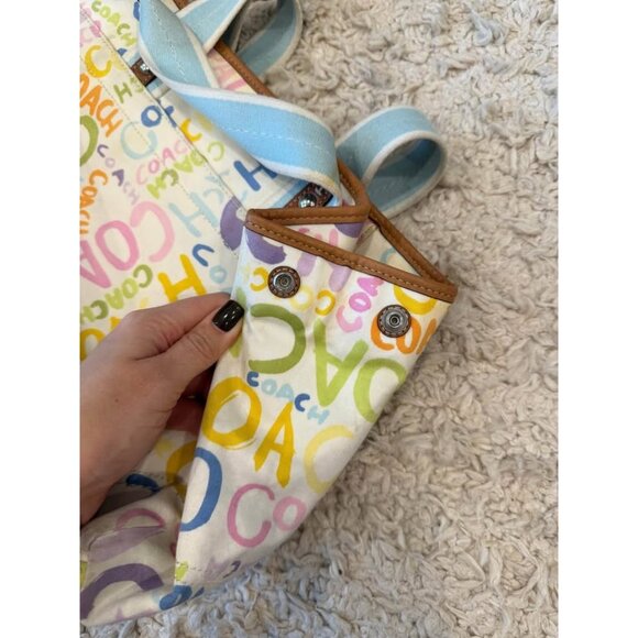 Coach Hamptons Scribble Graffiti tote - Picture 9 of 9